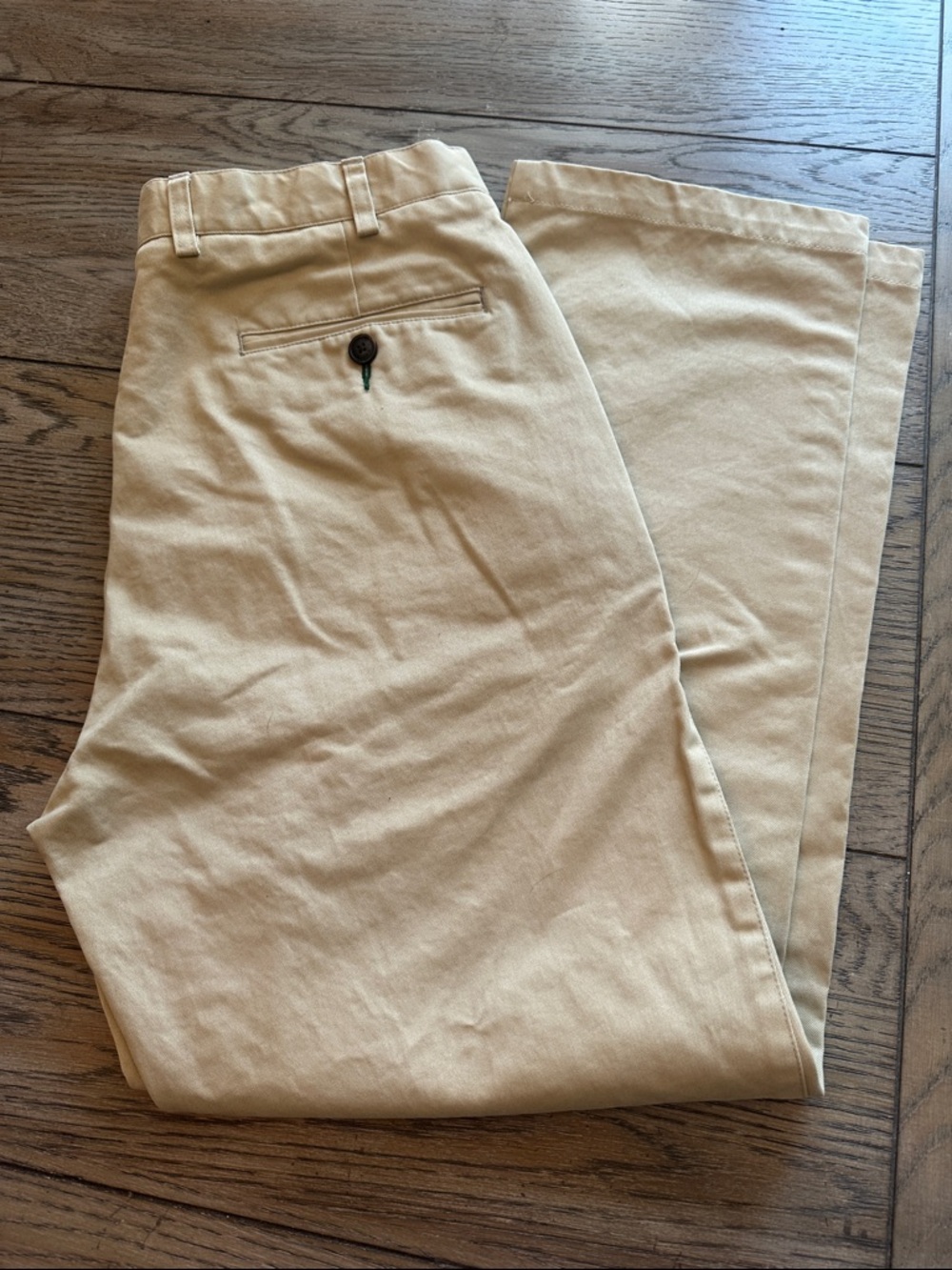 Orvis Men’s Ultimate Khakis Flat Front Chino Pants 8K4Y Tan